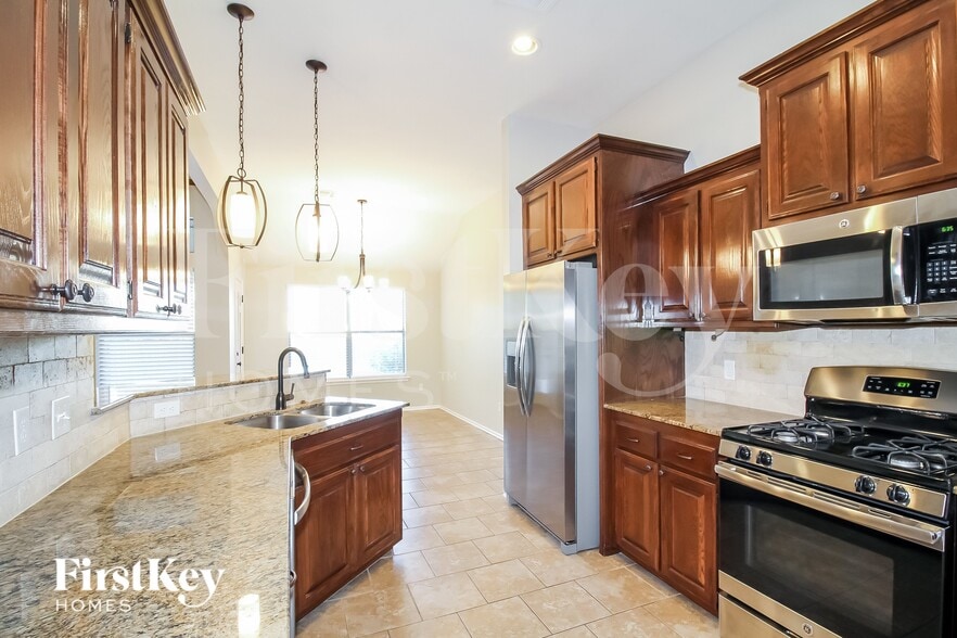 Building Photo - 4529 Oasis Ct