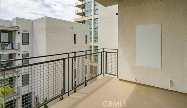 Primary Photo - 2522 Nolita