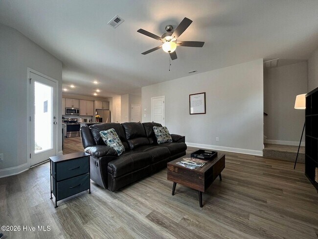 Building Photo - 280 Flying Bolt Dr