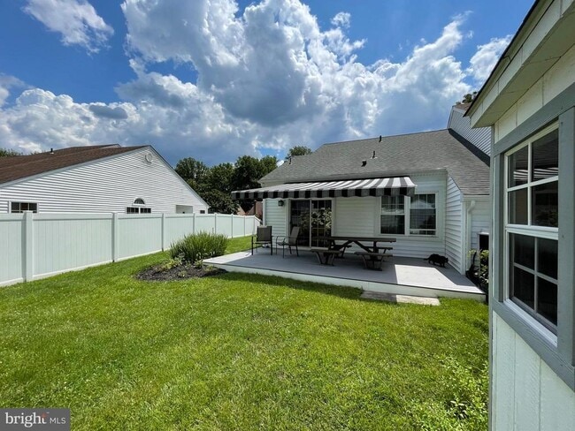 Building Photo - 272 Wood Stream Ct