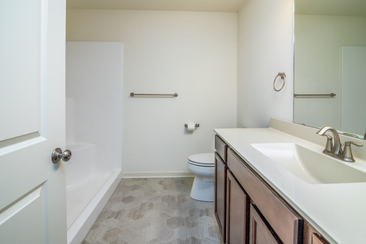 Building Photo - 501 Cobblestone Way