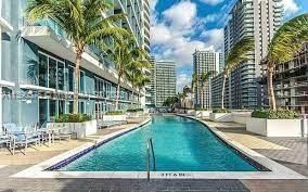 Building Photo - 2 br, 2.5 bath Condo - 60 SW 13th St Spect...