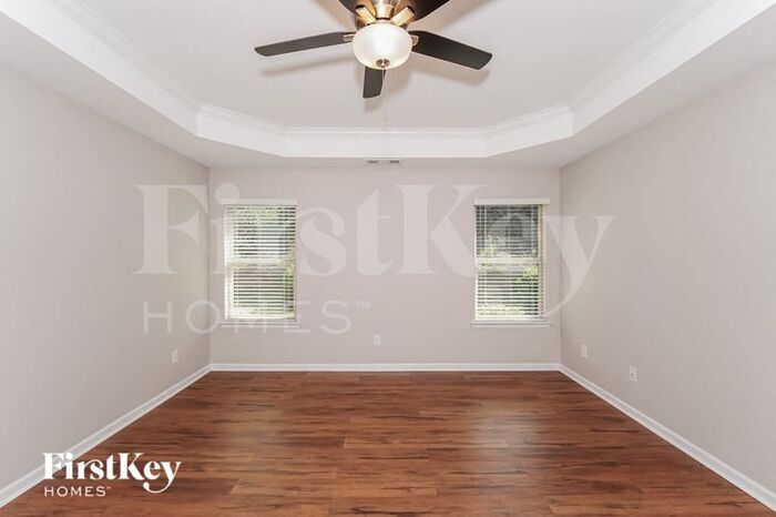 Building Photo - 623 Dulion Dr