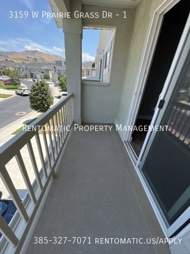 Building Photo - 3159 W Prairie Grass Dr