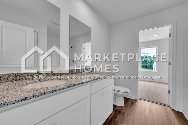 Building Photo - 76 Orchid Ln