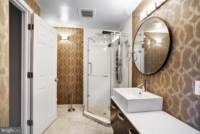 Building Photo - 5376 Harbor Ct Dr