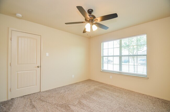 Building Photo - 20114 Louetta Ash Dr