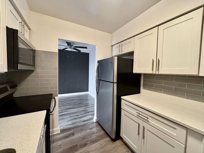 Interior Photo - 520 Rentals