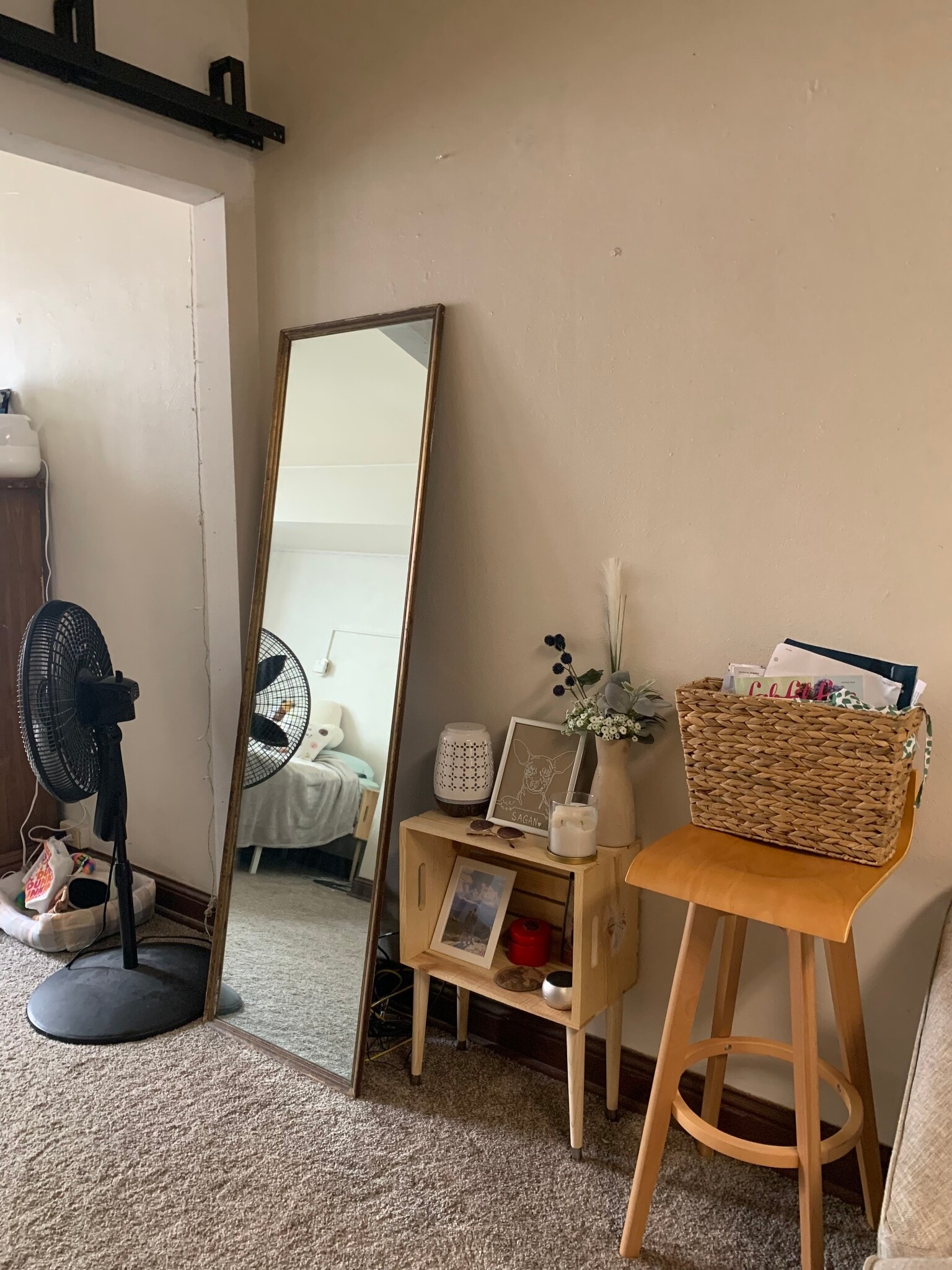 Building Photo - 636 State St