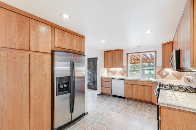 Building Photo - Beautiful 3 bed, 1.5 bath rental home in Damascus