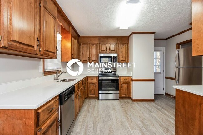 Building Photo - 3 Bedroom Pet-Friendly Home in Cornelius, NC with Main Street Renewal