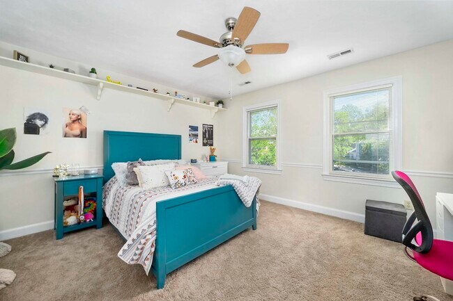 Building Photo - 2617 All Saints Ct