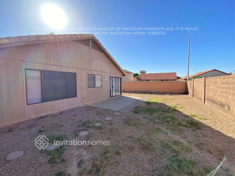 Building Photo - 73 S Sunflower Ct