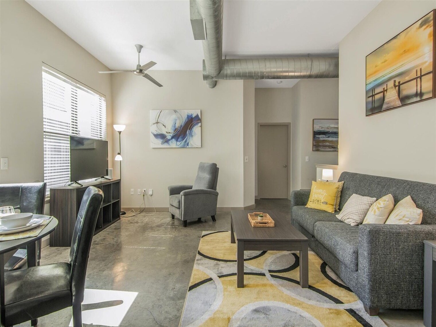 Building Photo - 2344 Camden Dr