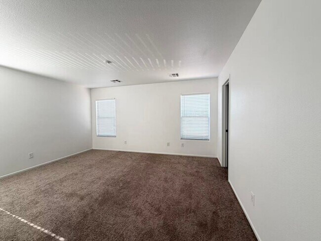 Building Photo - 9148 Spirit Canyon Ave