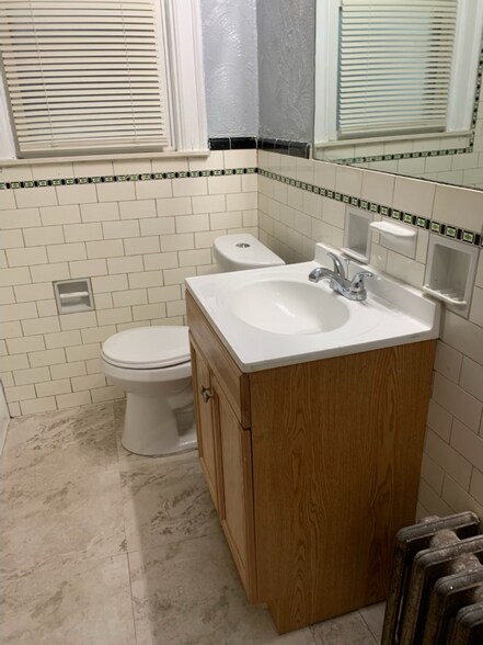 Primary Photo - 12798 Wilshire Dr