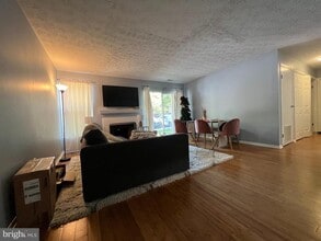 Building Photo - 11440 Little Patuxent Pkwy