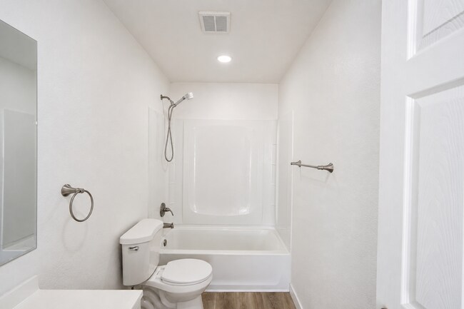 Building Photo - 12549 Lasselle St