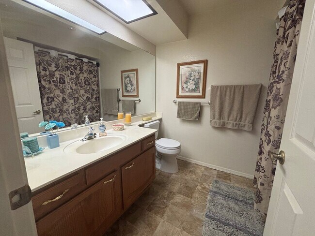 Building Photo - Lovely Long Term Unfurnished Home in 45+ Active Adult Resort Community of Leisure World