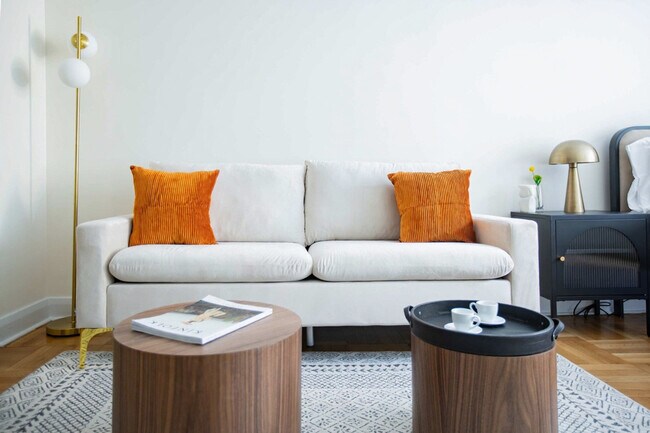 Building Photo - 30 Park Ave