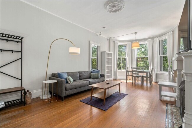 Building Photo - 377 Commonwealth Ave