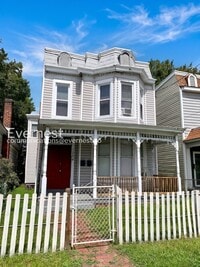 Building Photo - 1204 N 20th St