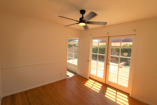 Building Photo - 2352 Pierpont Blvd
