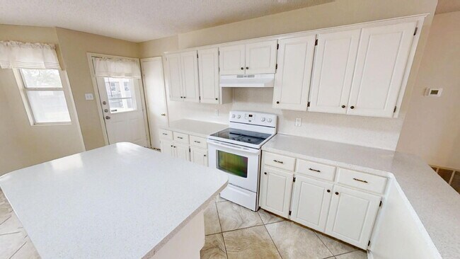 Building Photo - "Spacious 4-Bedroom Retreat with 2 Baths in Prime Killeen Location – 1,590 Sq Ft of Comfort!"