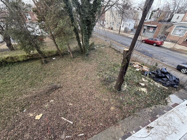 Building Photo - 1320 Chase St