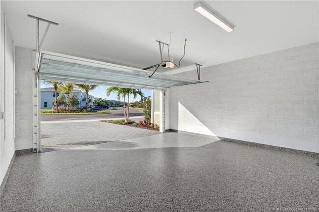 Building Photo - 3487 NW Solange Ct