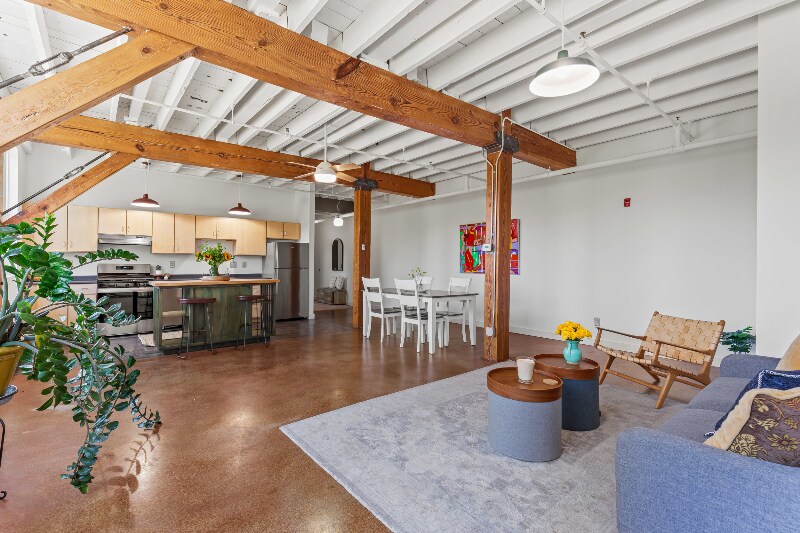 Building Photo - 18 Park St