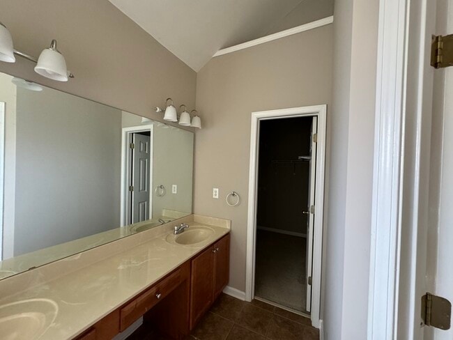 Building Photo - 9199 Chastain Pl