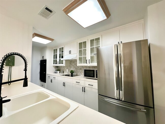 Building Photo - 2607 Rice Boulevard