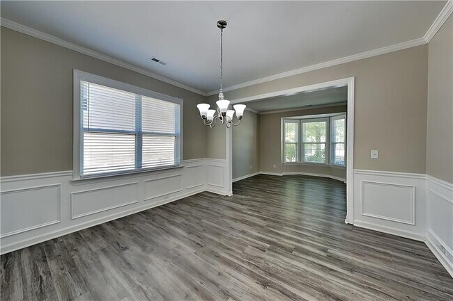 Building Photo - 3613 Aberdeen Way