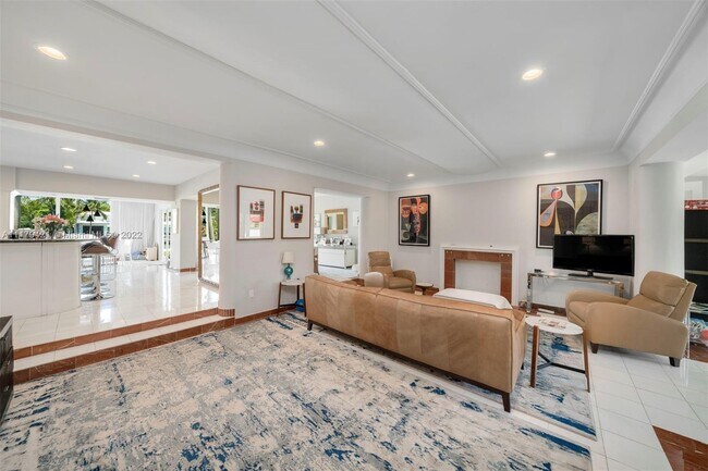 Building Photo - 1745 W 24th St