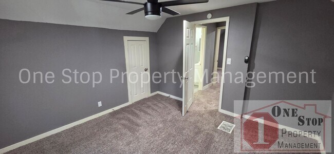 Building Photo - Spacious 2-Bedroom, 2-Bath In Kansas City!!