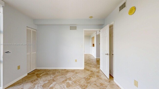 Building Photo - 900 SW 8th St