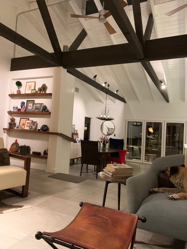 Building Photo - 710 Whippoorwill Dr