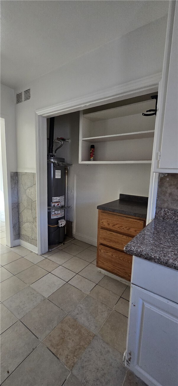 Building Photo - 1095 E Nocta St