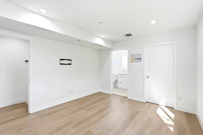 Building Photo - 4455 Colfax Ave