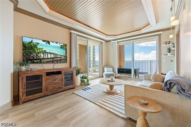 Building Photo - 2825 Palm Beach Blvd