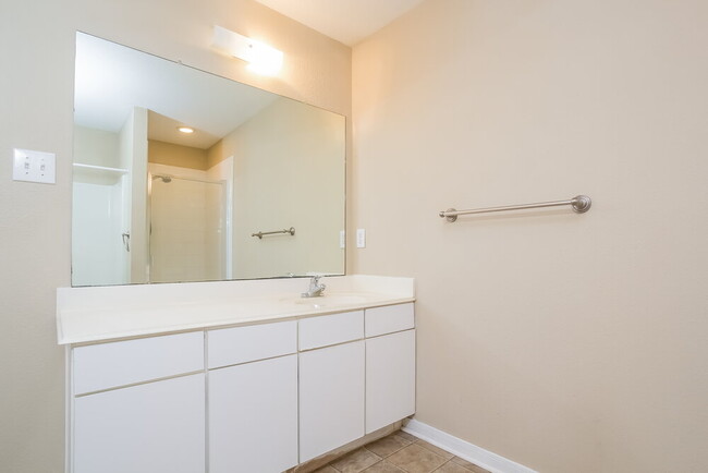 Building Photo - 1125 Willersley Ln