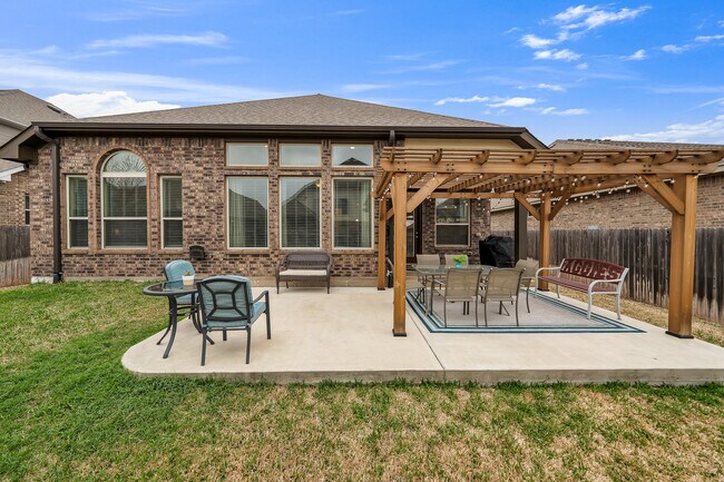 Building Photo - 2603 Hailes Ct