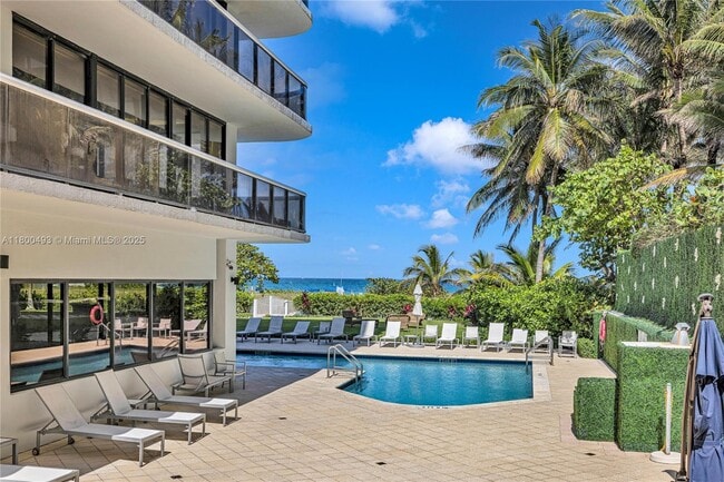 Building Photo - 9455 Collins Ave