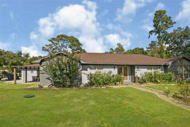 Building Photo - 12018 Beinhorn Dr
