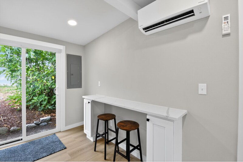 Building Photo - 8140 9th Ave SW