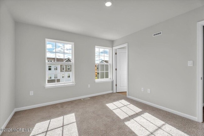 Building Photo - 220 Sandy Rdg Rd