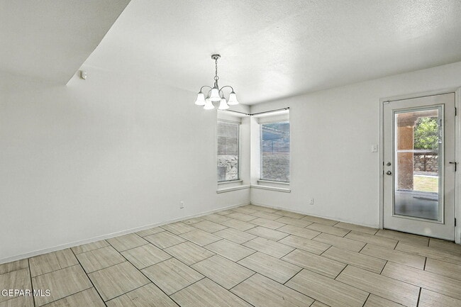 Building Photo - 5052 Silver Cholla Dr