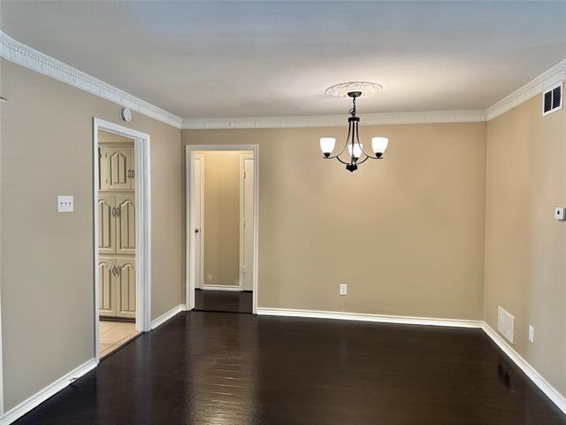 Building Photo - 3784 Weeburn Dr