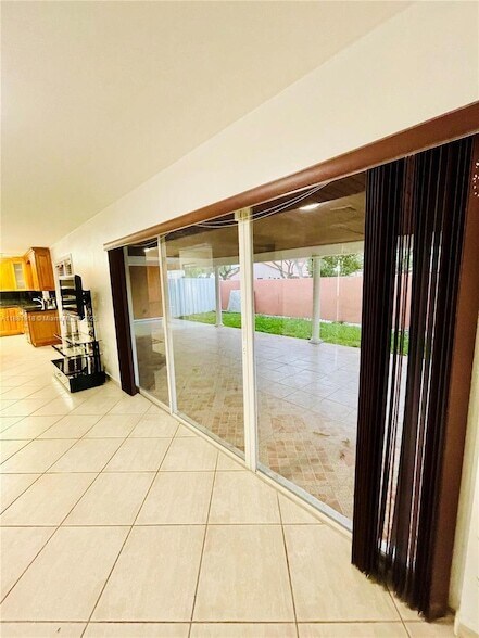 Building Photo - 8950 NW 189th Terrace